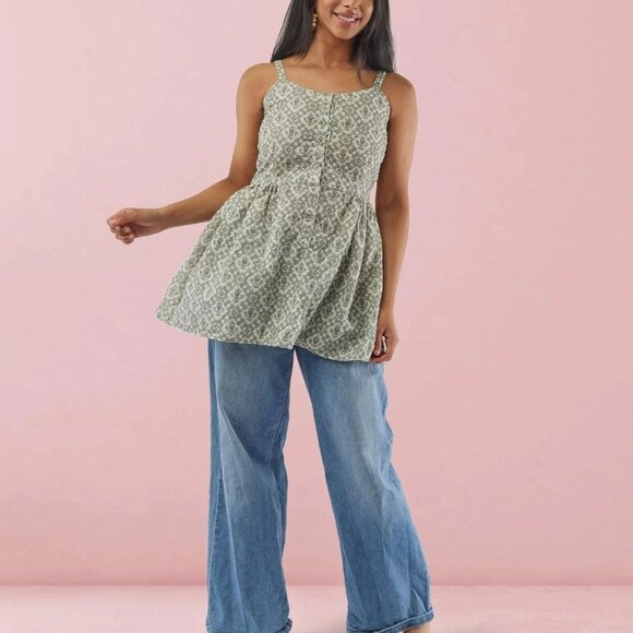 White and Green Printed Short Top | Muvvas Boutique - Picture 3 of 4